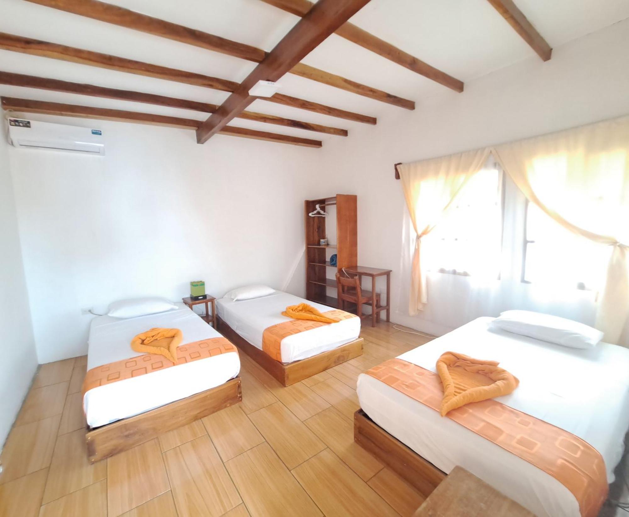 Hostal Tero Real Puerto Villamil Pokoj fotografie